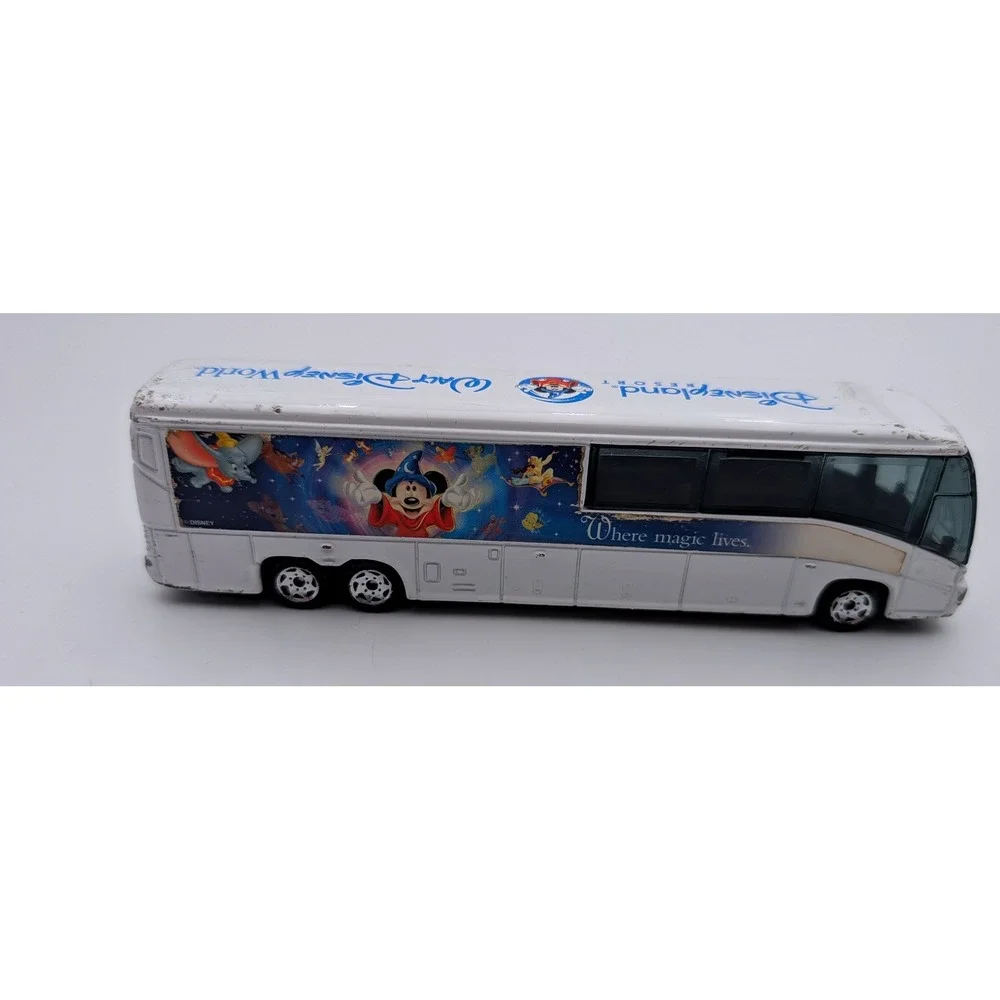 Disney Parks Matchbox Bus 1999 Motor Coach Industries Diecast White 6.5in